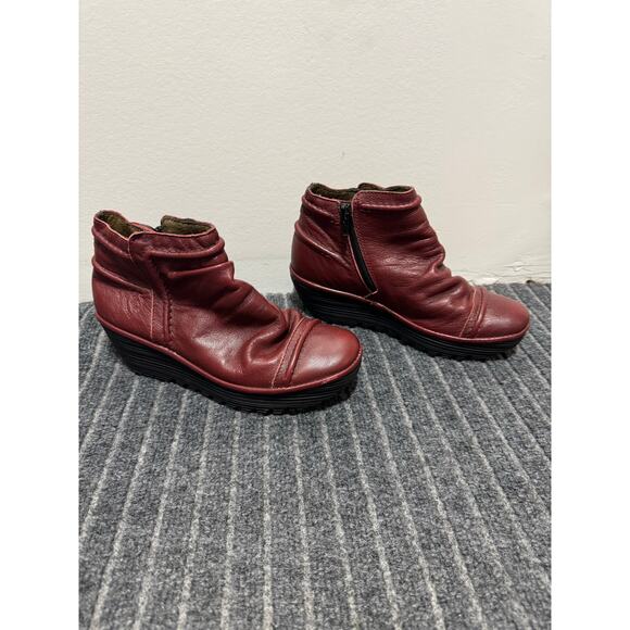 FLY London Women's Burgundy Red Yip Wedge Ankle Bootie’s Size 38 US-7 - Picture 3 of 9